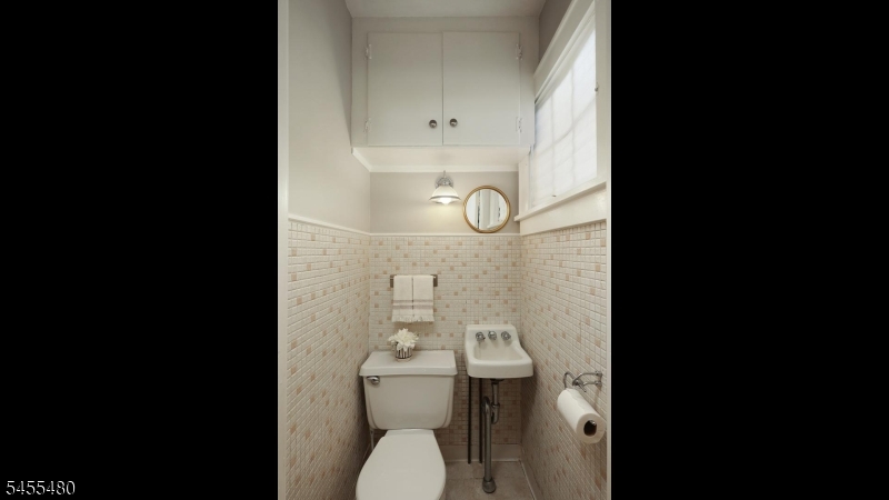 209 Midwood Pl Property Photo 19