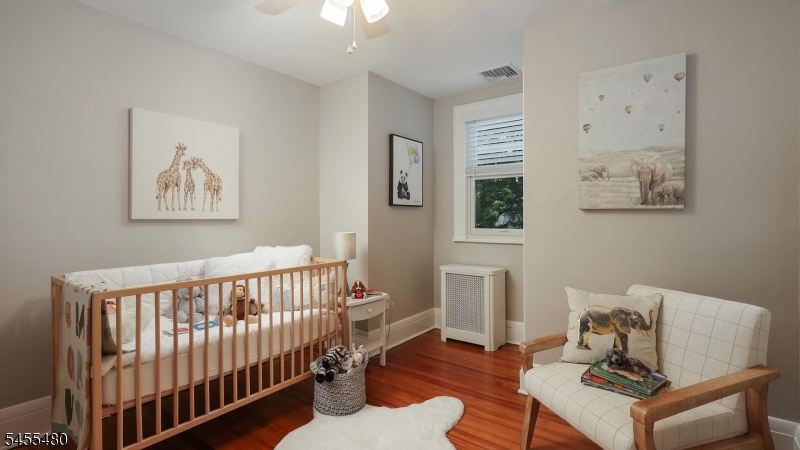 209 Midwood Pl Property Photo 23