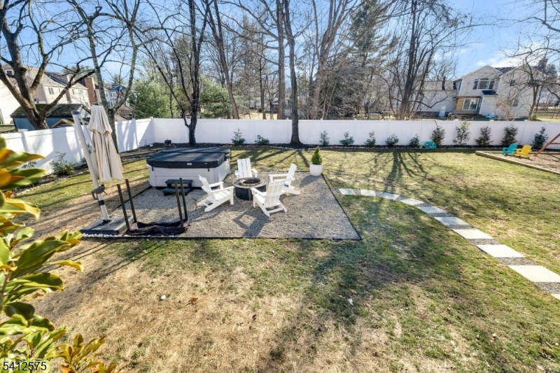 58 Edgewood Dr Property Photo 35
