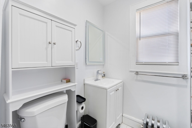 21 Huntington Ter Property Photo 9