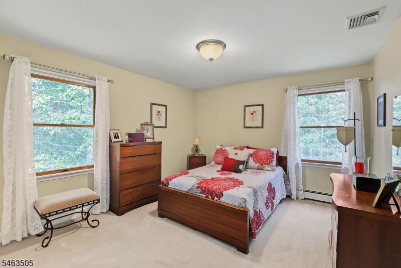 10 Ross Rd Property Photo 15
