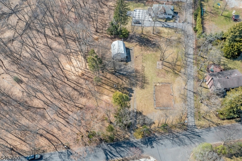 W Saddle River Rd Property Photo 1