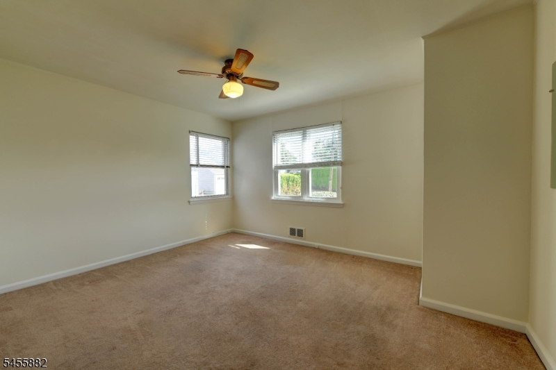 8 Tyler Ct Property Photo 12