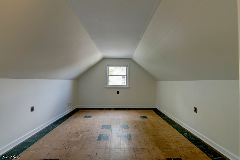 8 Tyler Ct Property Photo 16