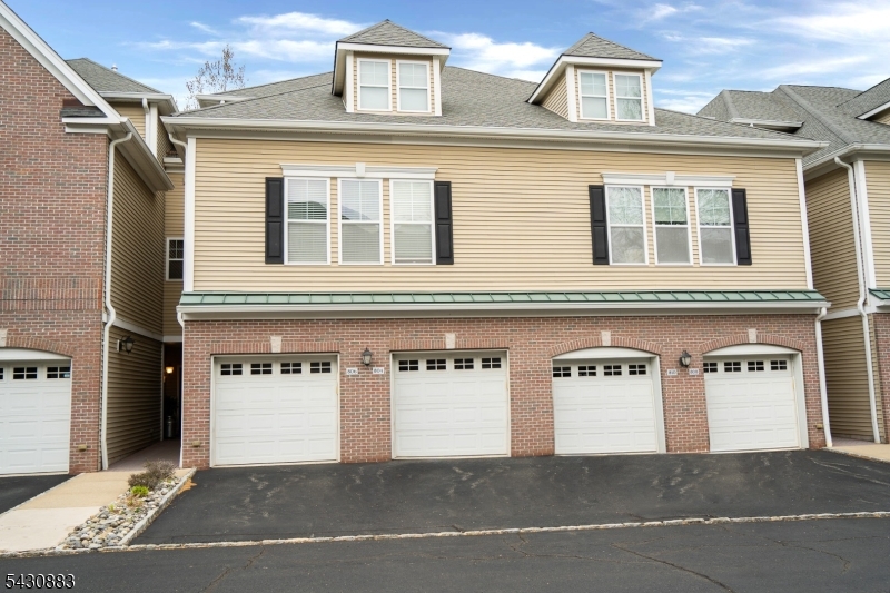 804 River Pl Property Photo 2