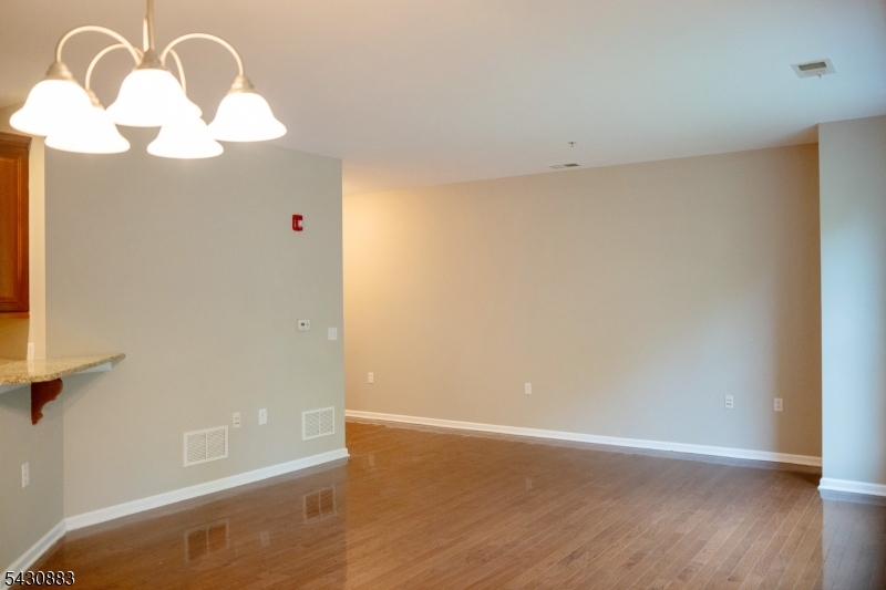 804 River Pl Property Photo 10