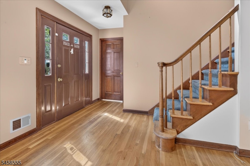 115 Old York Rd Property Photo 5