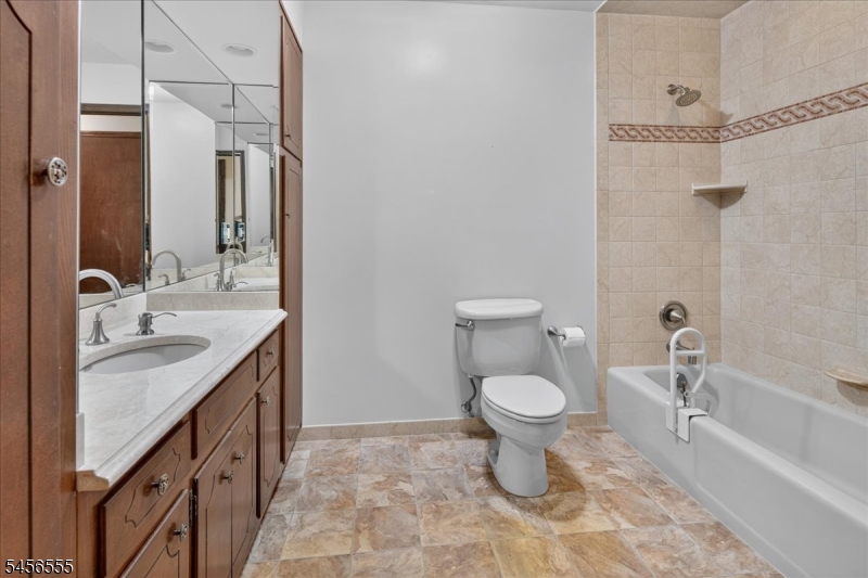 115 Old York Rd Property Photo 21