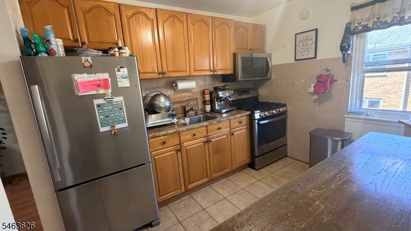 725 Joralemon St 50 Property Photo 5