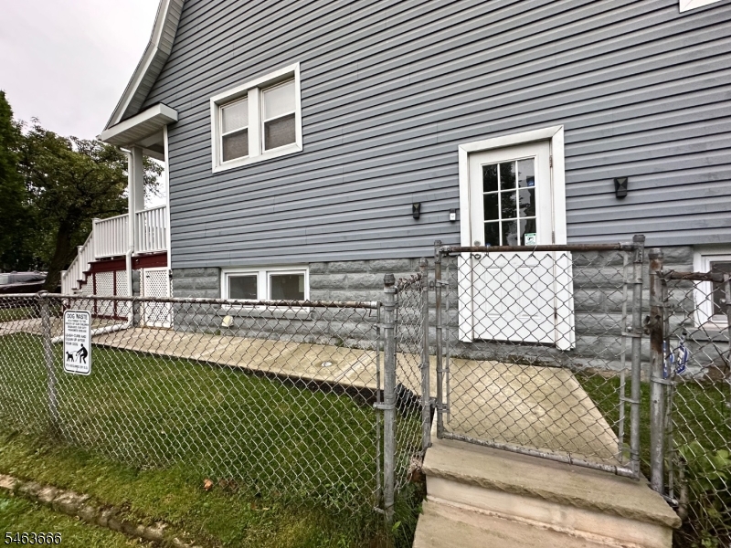 2 Whittier St 1 Property Photo 2