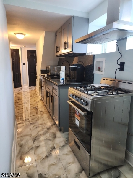 2 Whittier St 1 Property Photo 6