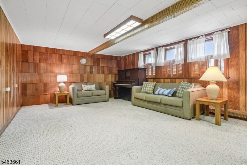 45 Highland Ave Property Photo 27