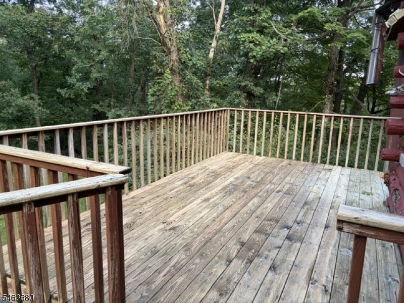 68 Mountain Spring Rd Property Photo 13