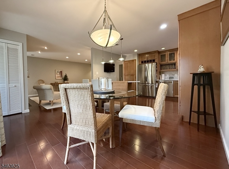 16 Karam Cir 16 Property Photo 6