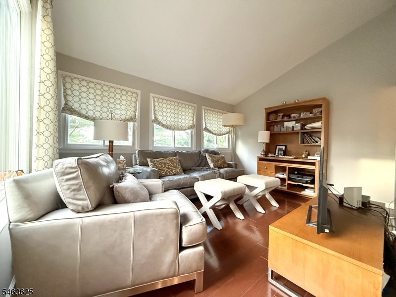 16 Karam Cir 16 Property Photo 10