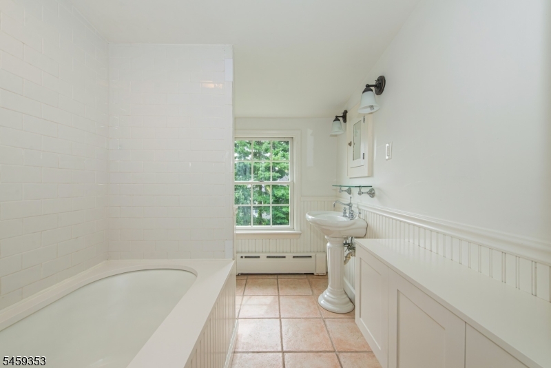 12 Melrose Pl Property Photo 41