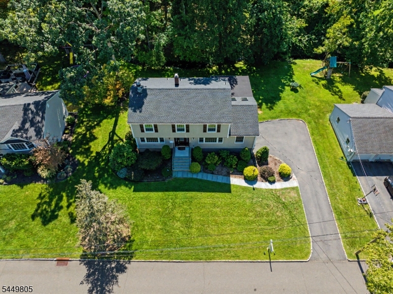 34 Cavell Pl Property Photo 4