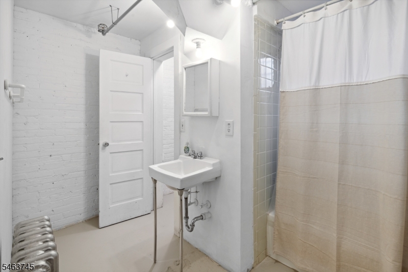 60 Union St Property Photo 10