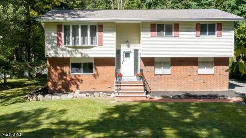 36 S Cherry Rd Property Photo 1