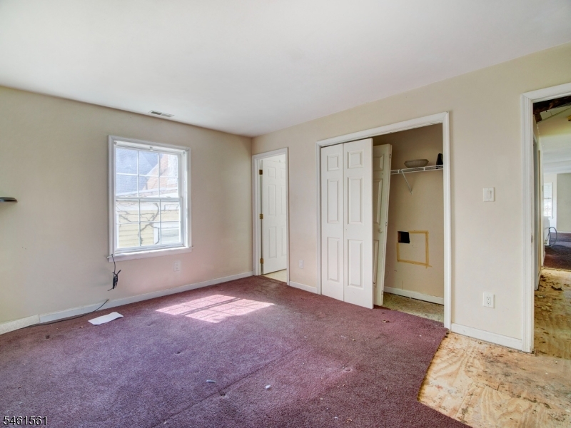 134 S Grove St Property Photo 11