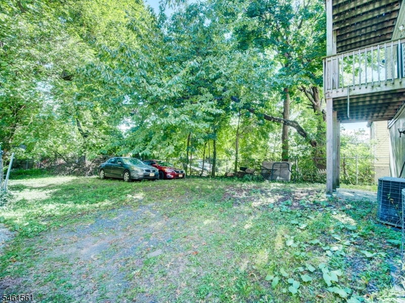 134 S Grove St Property Photo 20