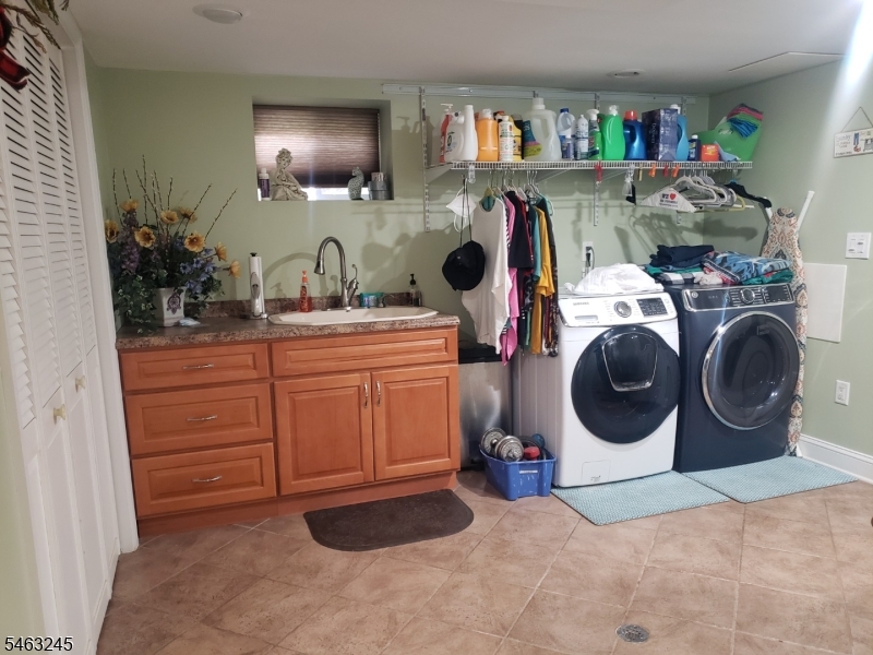 111 W Munsell Ave Property Photo 31
