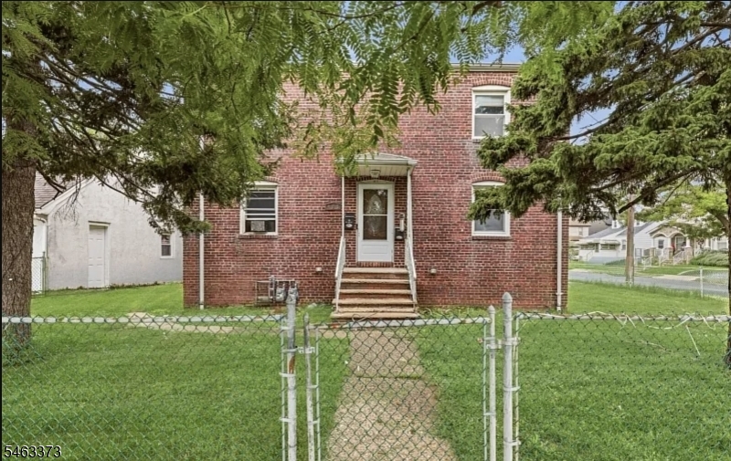 417 Adams St Property Photo 1