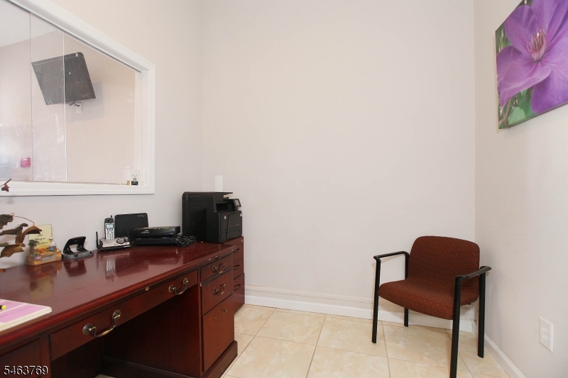 851 Mount Prospect Ave Property Photo 11