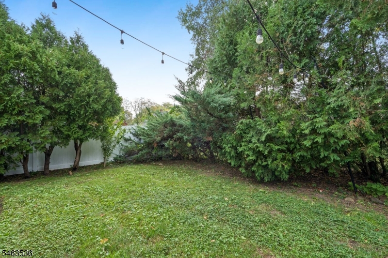 65 Marion Ave Property Photo 8