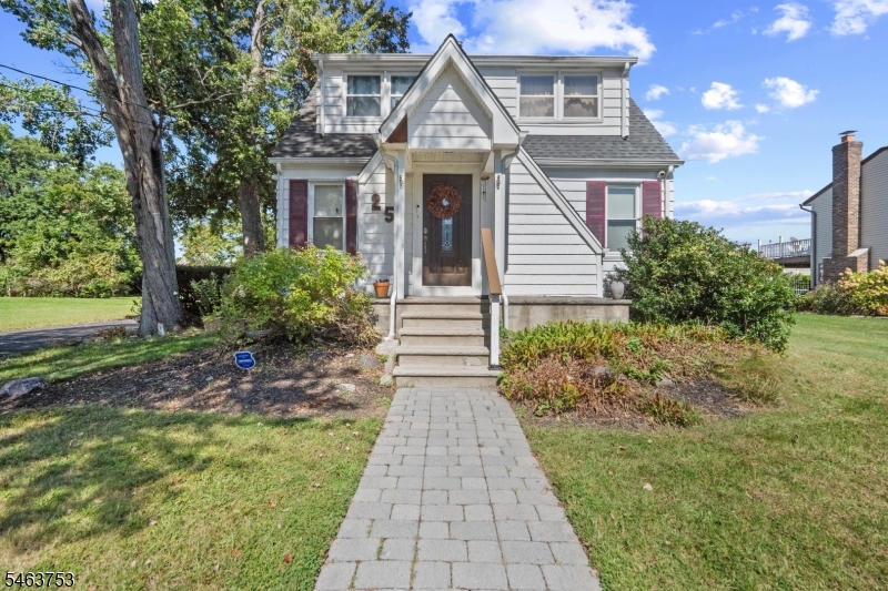25 Randolph St Property Photo 1