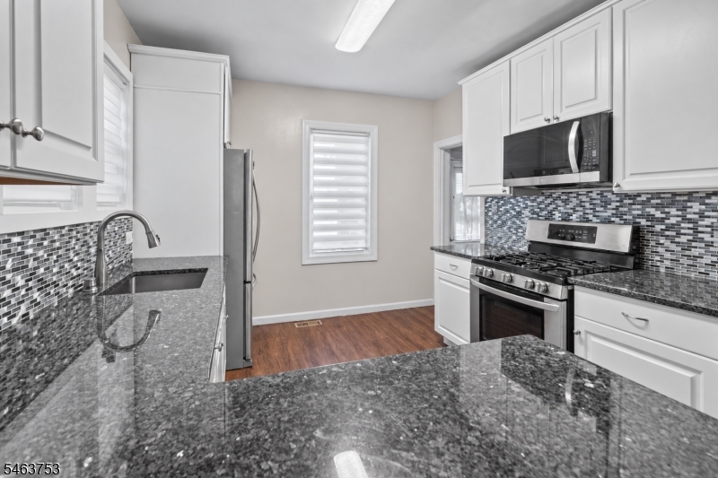 25 Randolph St Property Photo 12