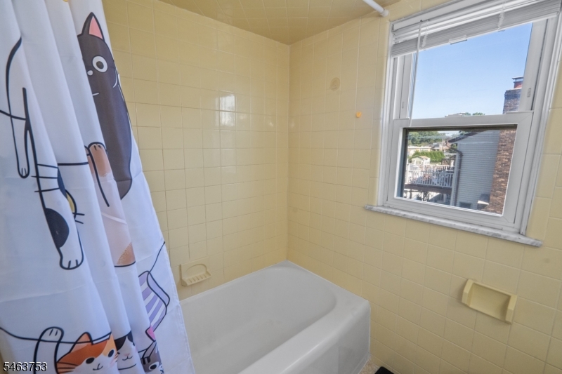25 Randolph St Property Photo 27