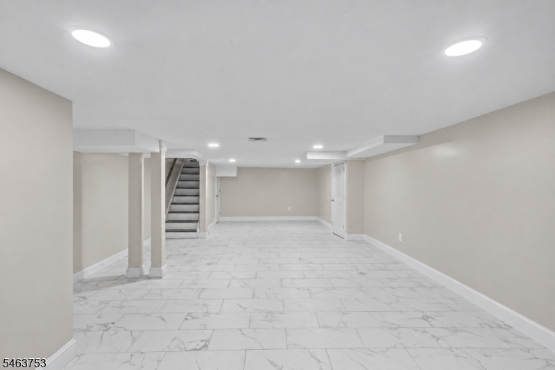 25 Randolph St Property Photo 29