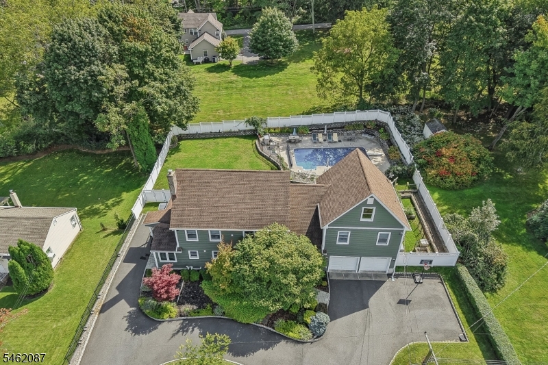 36 Everett Drive Property Photo 1