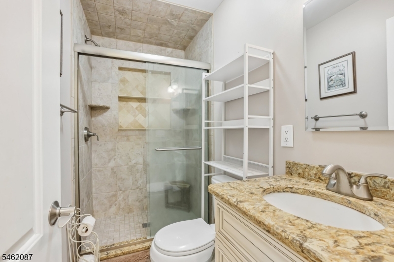 36 Everett Drive Property Photo 11