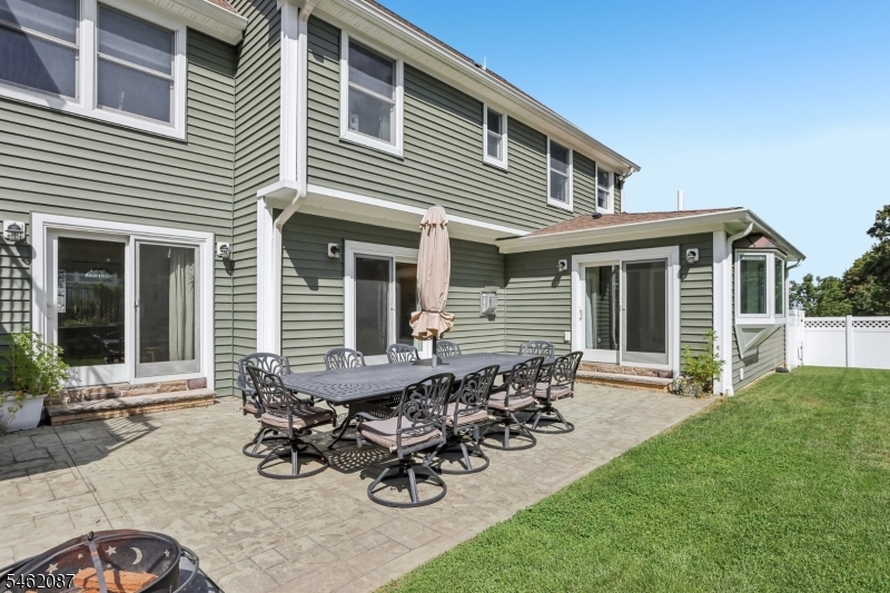 36 Everett Drive Property Photo 38
