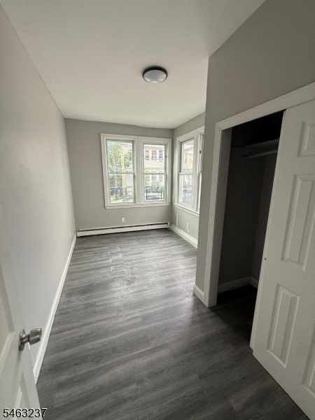 146 Leslie St Property Photo 10