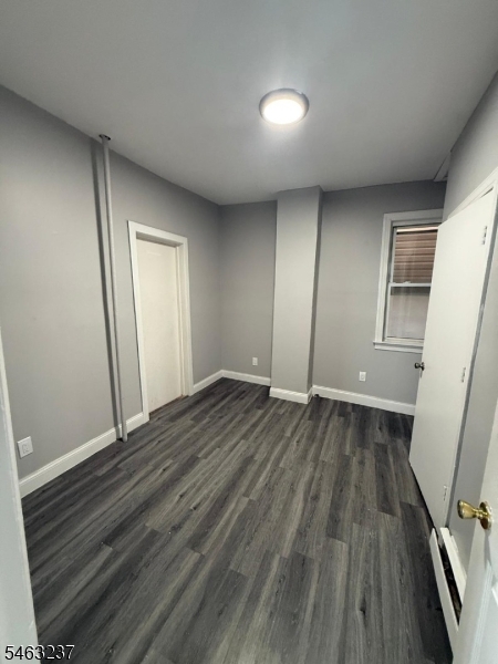 146 Leslie St Property Photo 11
