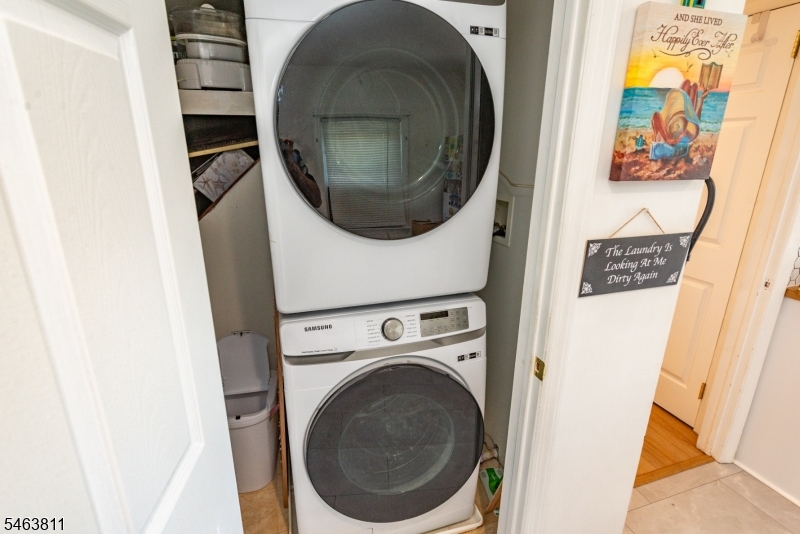 55 Samuel Ave Property Photo 16