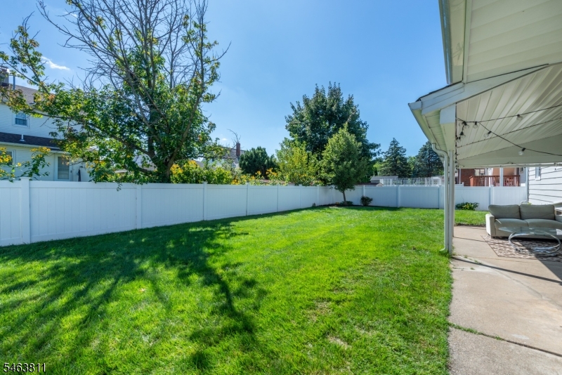 55 Samuel Ave Property Photo 20