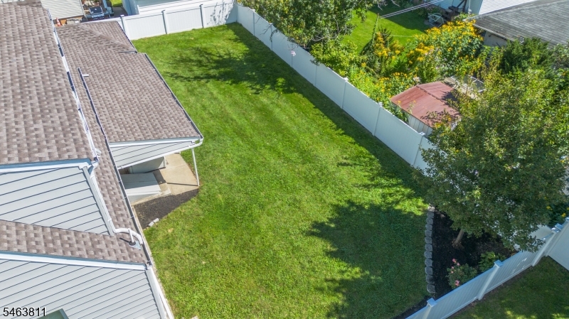 55 Samuel Ave Property Photo 22