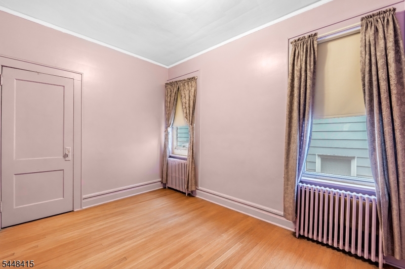 100 Hancox Ave Property Photo 6
