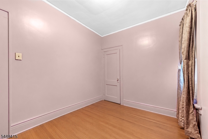 100 Hancox Ave Property Photo 7