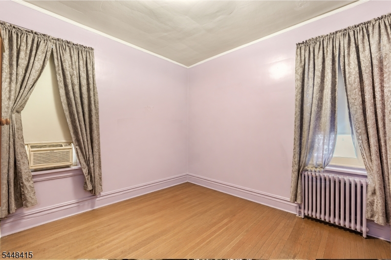 100 Hancox Ave Property Photo 8