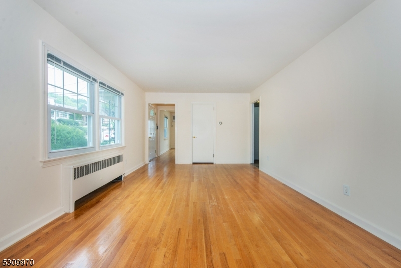 74 Pine St Property Photo 11