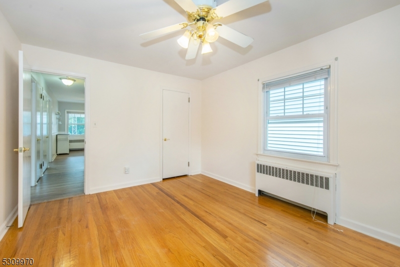 74 Pine St Property Photo 19