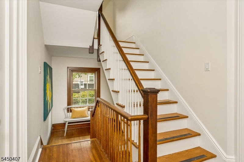 578 Ridgewood Ave Property Photo 30