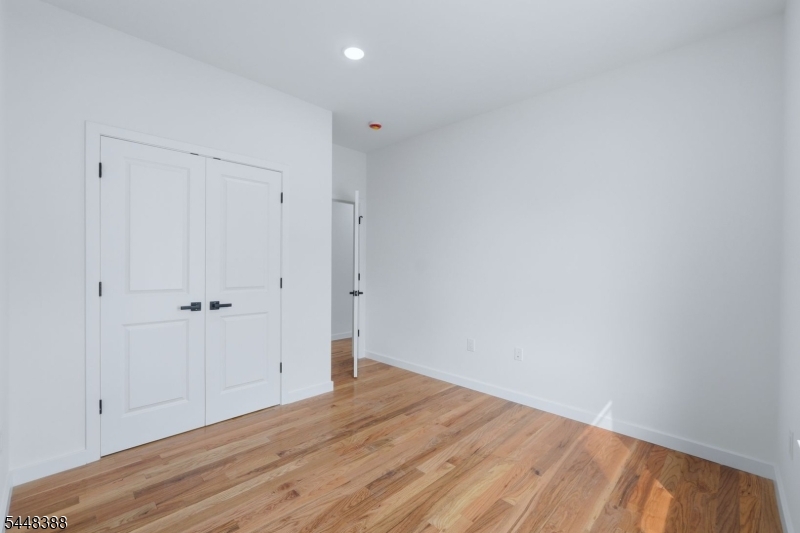54 Pennsylvania Ave Property Photo 10