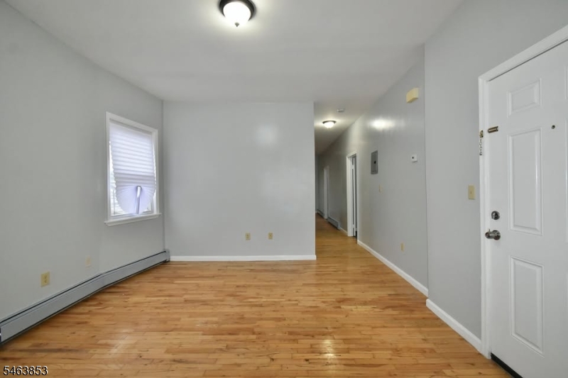 659 S 17th St 2 Property Photo 1