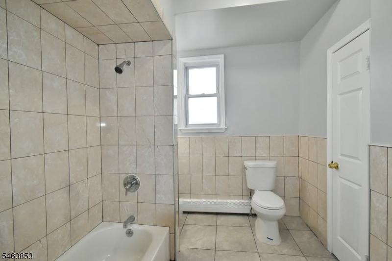 659 S 17th St 2 Property Photo 4